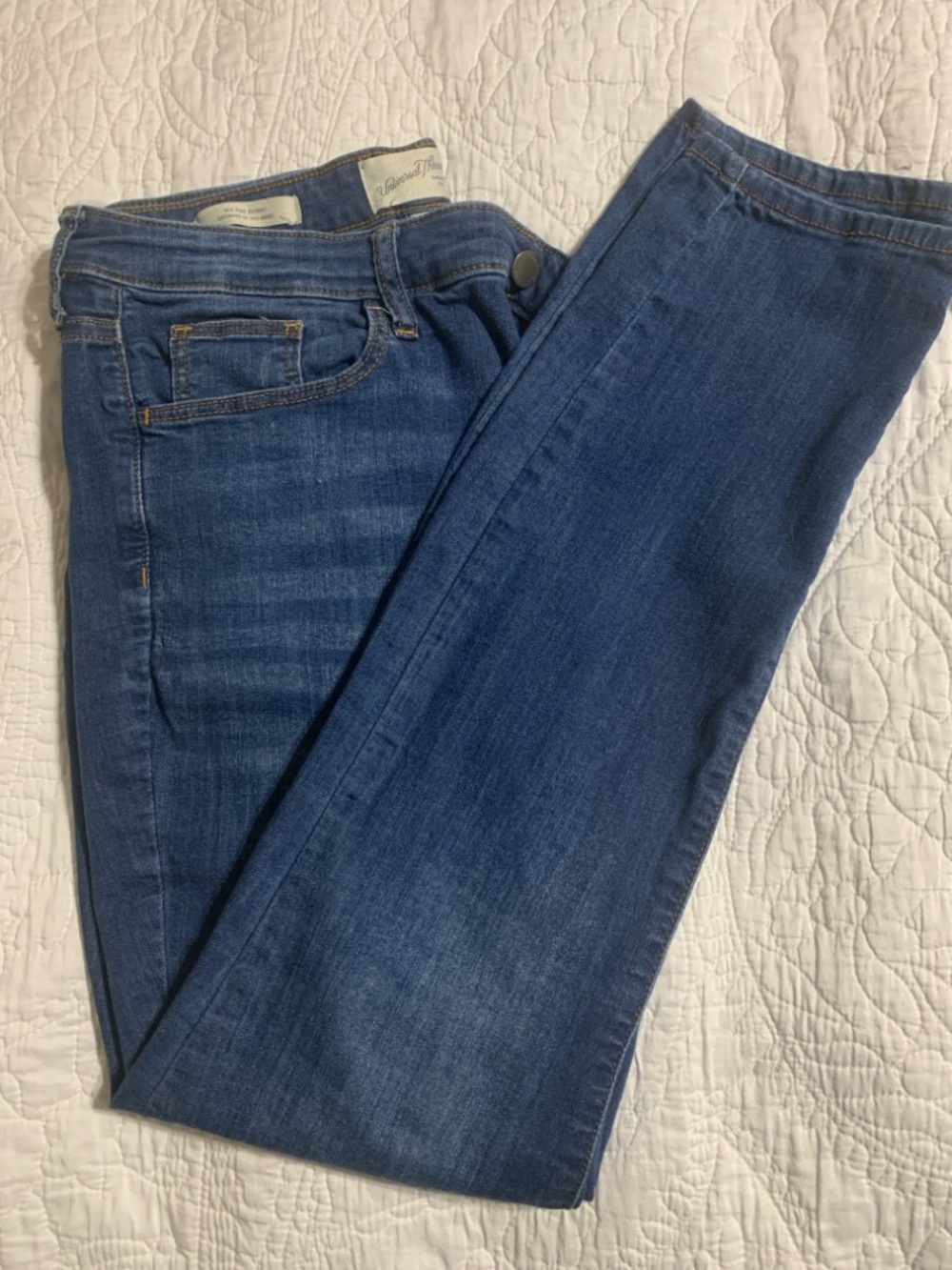 Universal Thread Dark Blue Midrise Skinny Jeans